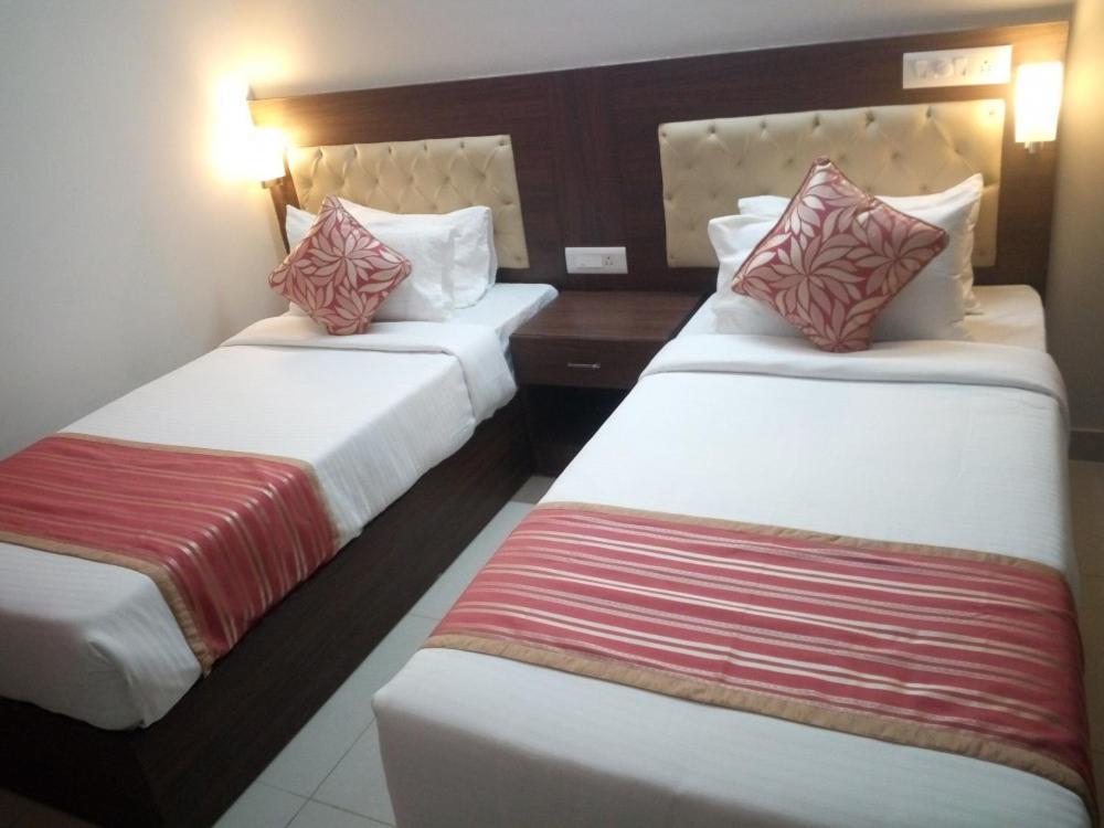 Aster Suites Bangalore Bagian luar foto