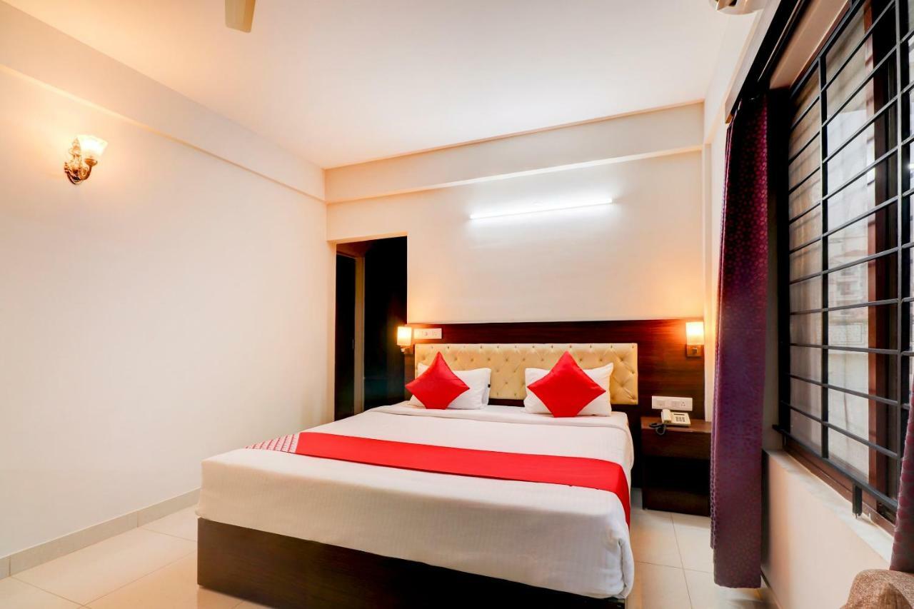 Aster Suites Bangalore Bagian luar foto