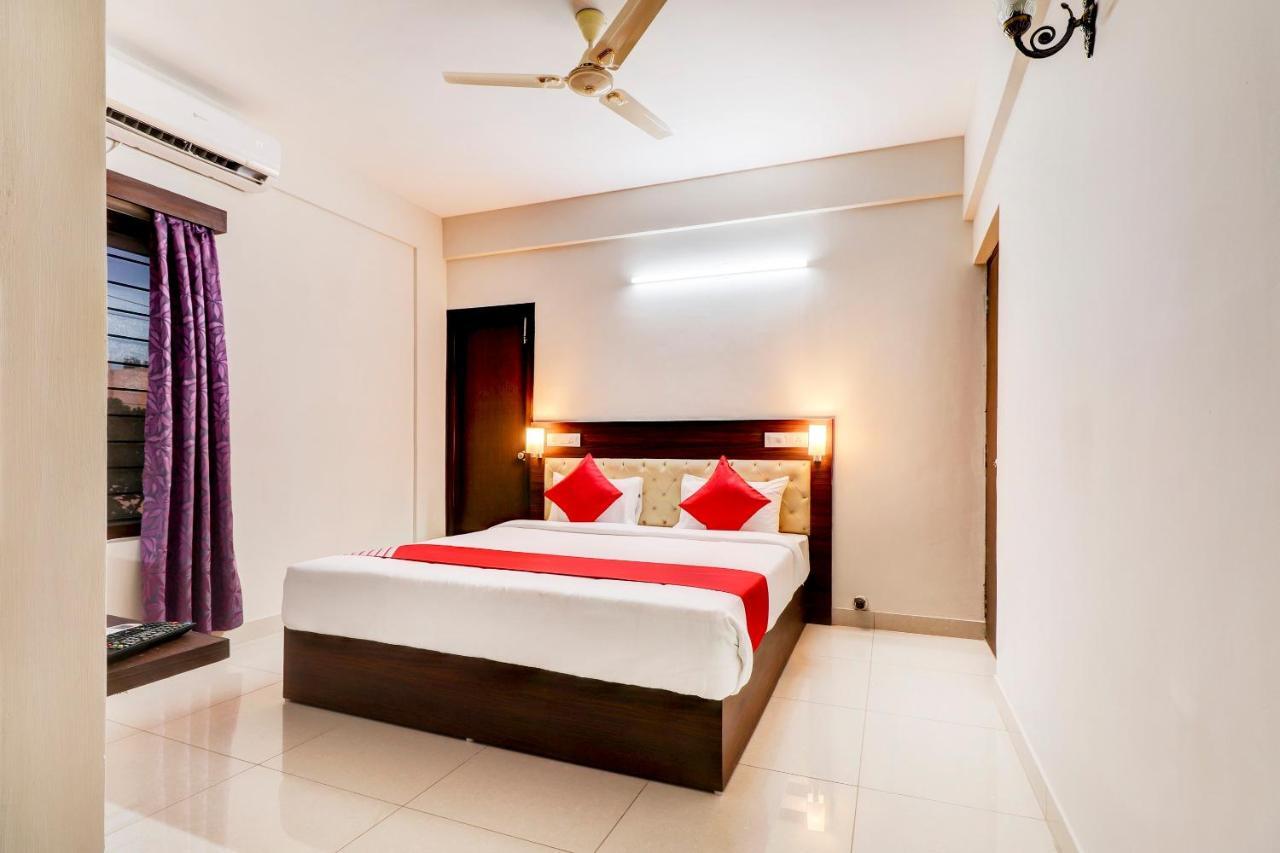 Aster Suites Bangalore Bagian luar foto